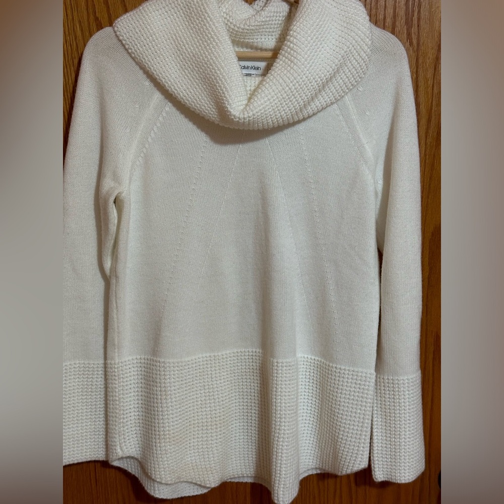 Calvin Klein cowl neck off white sweater sz small